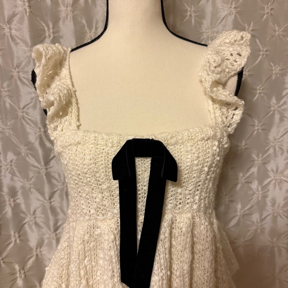 UO Kimchi Blue Cream Bea Ruffle Knit Sweater Babydoll Peplum Tank Top Bow - Picture 5 of 11